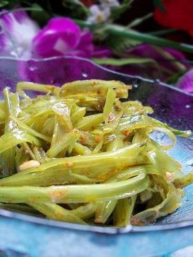 掠拌空心菜梗