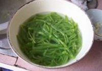 掠拌空心菜梗的做法 步骤5