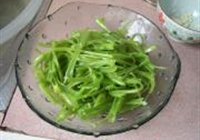 掠拌空心菜梗的做法 步骤6