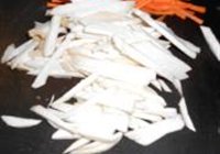 杏鲍菇拌蒜薹的做法 步骤3
