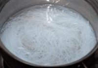 凉拌米粉海带丝的做法 步骤7