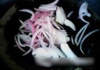 洋葱滑肉汤的做法 步骤7
