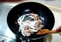 生煎黑椒鸭片的做法 步骤9