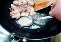 生煎黑椒鸭片的做法 步骤8