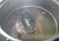 乌鱼头大骨汤的做法 步骤4