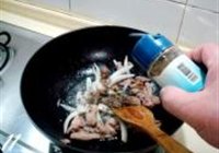生煎黑椒鸭片的做法 步骤11