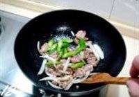 生煎黑椒鸭片的做法 步骤12