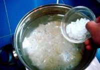 冰糖银耳莲子羹的做法 步骤5