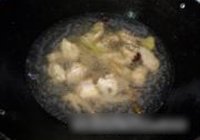 土豆炖鸡的做法 步骤7