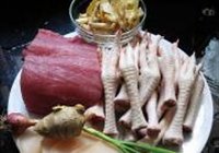 凤爪海螺瘦肉汤的做法 步骤1