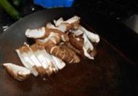 杂菌炒浮皮的做法 步骤2