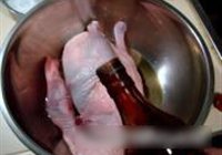 酥香樟茶鸭的做法 步骤1