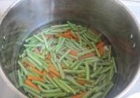 凉拌豆角的做法 步骤4
