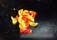 红黄椒炒茄子的做法 步骤6