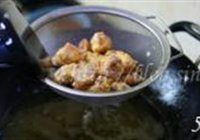菠萝咕噜肉的做法 步骤5