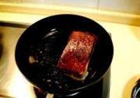 梅菜扣肉的做法 步骤11