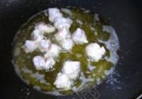 菠萝咕噜肉的做法 步骤7