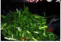 豆腐炒韭菜的做法 步骤9