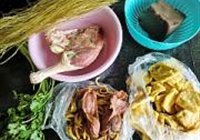 鸭血粉丝汤的做法 步骤1