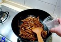 响油鳝糊的做法 步骤8