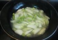 黄瓜豆瓣蛤蜊汤的做法 步骤4