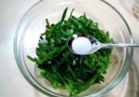 红油凉拌扁豆丝的做法 步骤3
