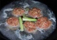 清炖狮子头的做法 步骤7