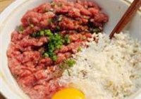 红烧狮子头的做法 步骤5