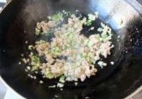 香菇糯米烧麦的做法 步骤7