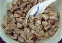 家常宫保鸡丁的做法 步骤3
