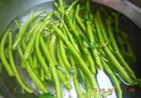 酸辣菜梗的做法 步骤1