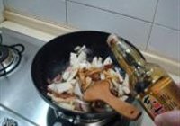 笋烧肉的做法 步骤5