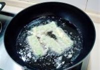 绣球锅塌菜卷的做法 步骤12