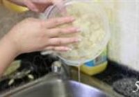 凉拌藕丁的做法 步骤5