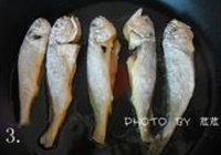 小黄鱼烧年糕的做法 步骤3
