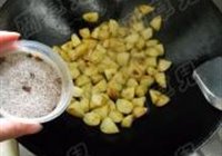 干煸椒麻小土豆的做法 步骤4