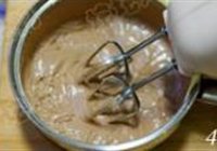 巧克力冰淇淋的做法 步骤4