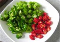辣子鸡丁的做法 步骤5