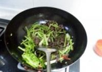 干煸牛肉丝的做法 步骤9