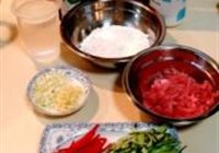 凉拌肉丝拉皮的做法 步骤1