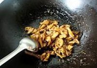 糖醋藕块的做法 步骤14