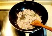 凉拌肉丝拉皮的做法 步骤11