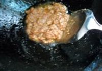 牛肉末炒茄丝的做法 步骤3