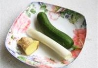 蒜泥白肉的做法 步骤2
