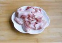 农家小炒肉的做法 步骤2