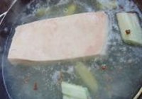 蒜泥白肉的做法 步骤3