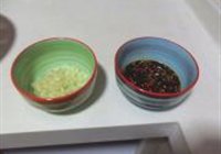 湘菜凉拌韭菜的做法 步骤4
