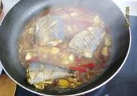 干烧刨盐鱼的做法 步骤8
