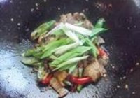 农家小炒肉的做法 步骤11