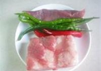 农家小炒肉的做法 步骤1